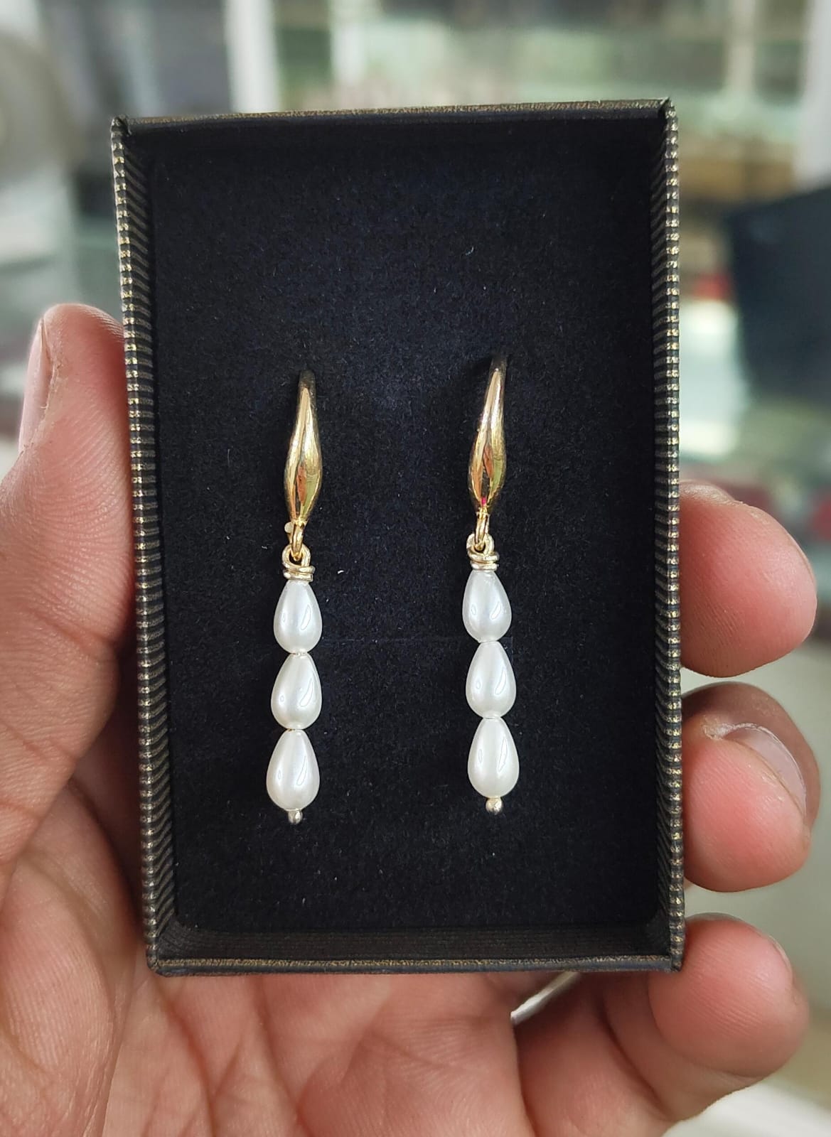 Freshwater Pearl Earrings