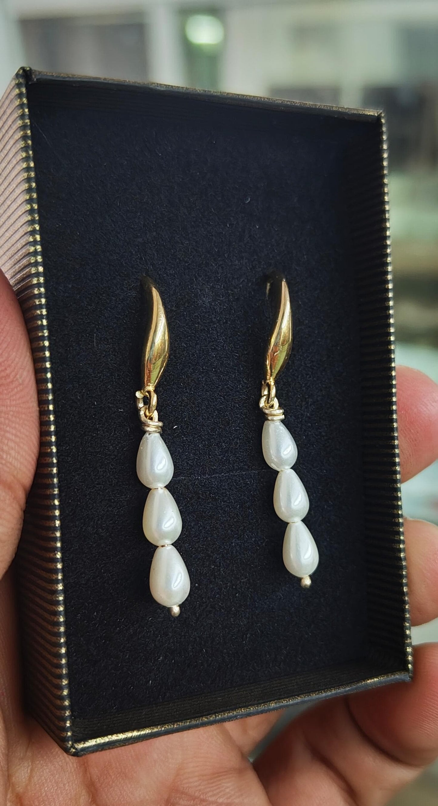 Freshwater Pearl Earrings