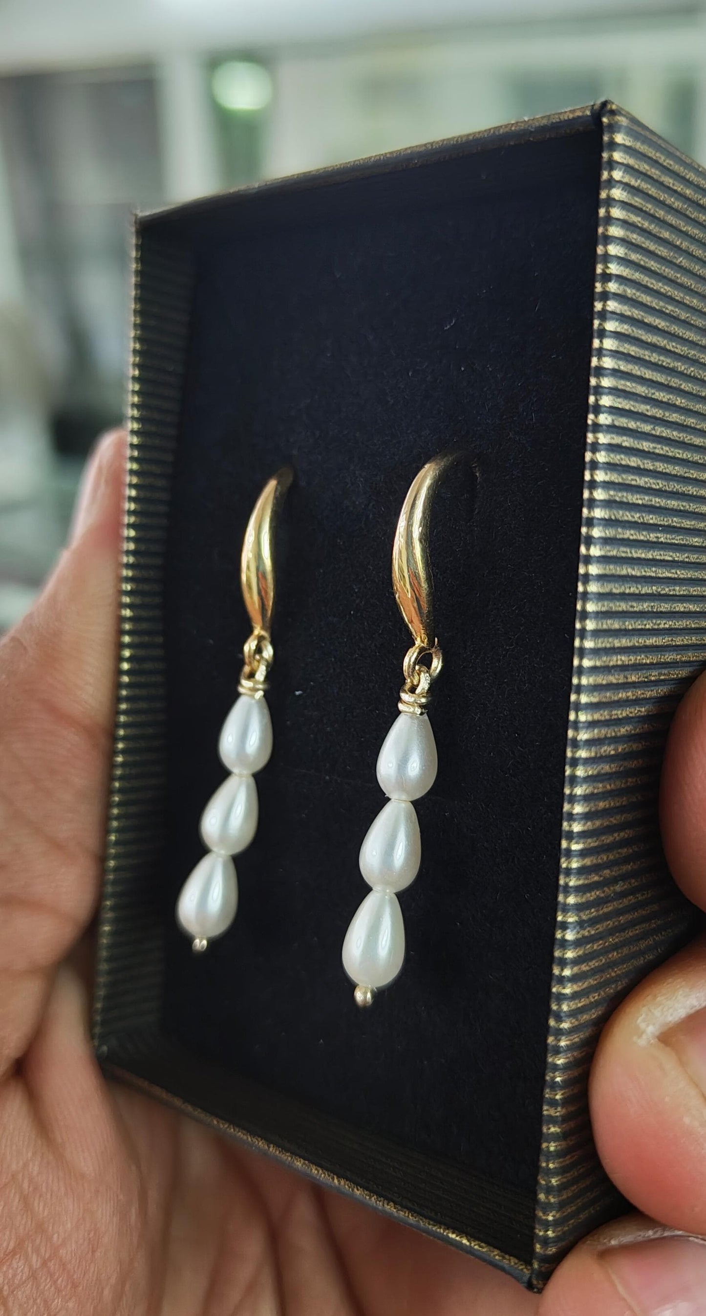 Freshwater Pearl Earrings